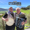 Etxebarria-aita-semeak-bidean-zuekin-Mendira-lagunekin