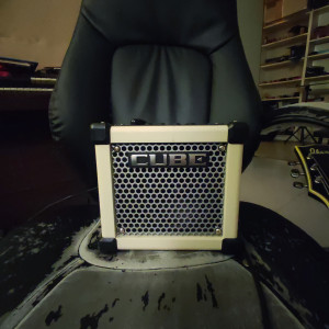 MicroCube GX anplifikadorea.