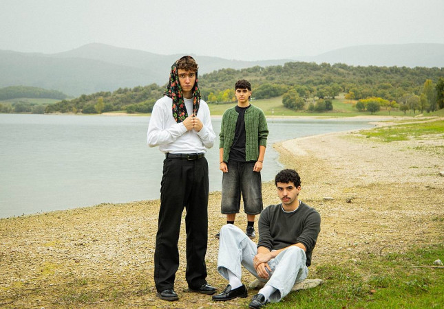 Mirotz taldeko musikariak, Lore bat landatzeko diskoaren promoziorako irudietako batean.