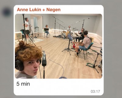 Anne Lukin + Nøgen